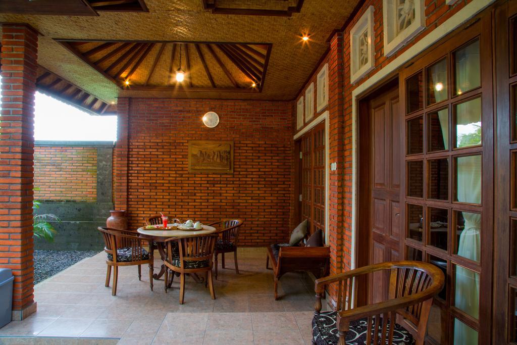 Ari La Homestay Ubud Esterno foto